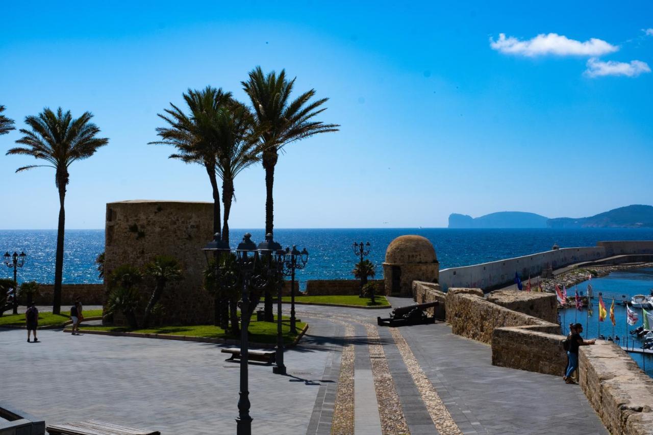 Alghero House Boat Экстерьер фото